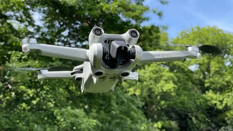 The DJI Mini 3 Pro is a fun and easy to fly drone 