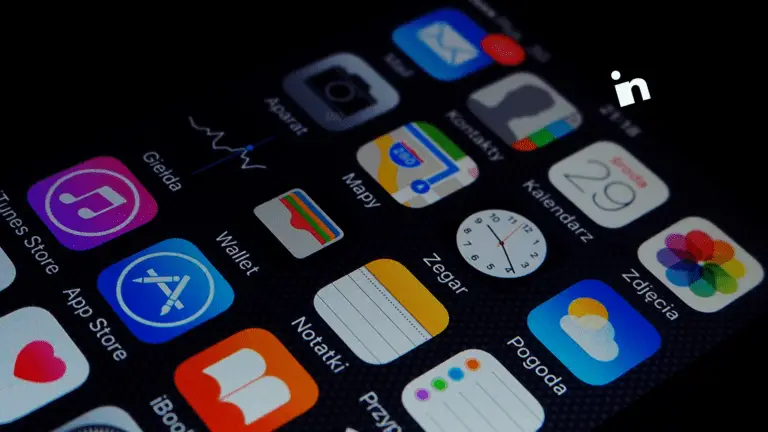 How to Unhide Apps on Iphone